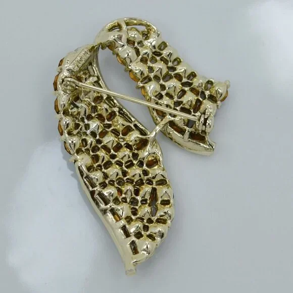 Lisner Swirl Shaped Brooch With Deep Blue Crystal Rhinestones 2 Inch, Wave Ribbo - Picture 4 of 6